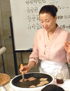 牛タンのジョンを焼く