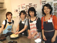河合さん、小宮さん、小松さん、金さん