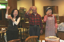 中俣さんご夫婦と乾杯！