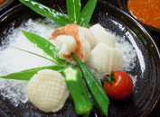 オチェ（魚介の冷菜）