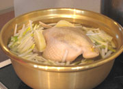タッハンマリ(鶏丸ごと鍋)