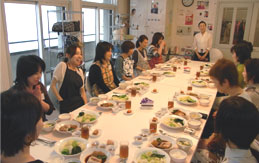 会食