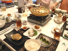 テーブルに並んだ料理