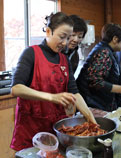 肉に味付けする