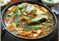 コンチキムチチゲ(さんまと豆腐キムチチゲ)