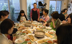 会食の様子