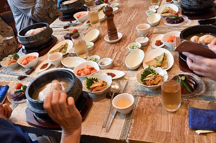 石鍋で仕上げたサㇺゲタン、上品で深い味わいです。