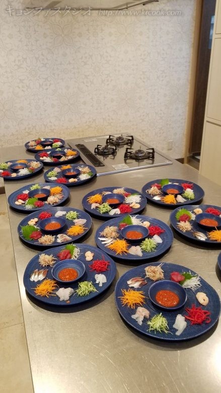 センソンネンチェ(魚介の彩り冷菜・チョジャン味)