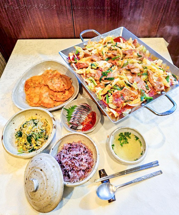 トゥㇽチギ・チャㇷ゚コッパㇷ゚・ピンデトッ・コンナムㇽ・鯵のフェ