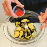 ⑬調味料を加える
