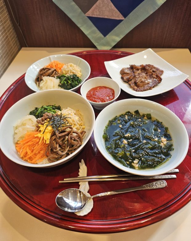 クジョルパンテーブル