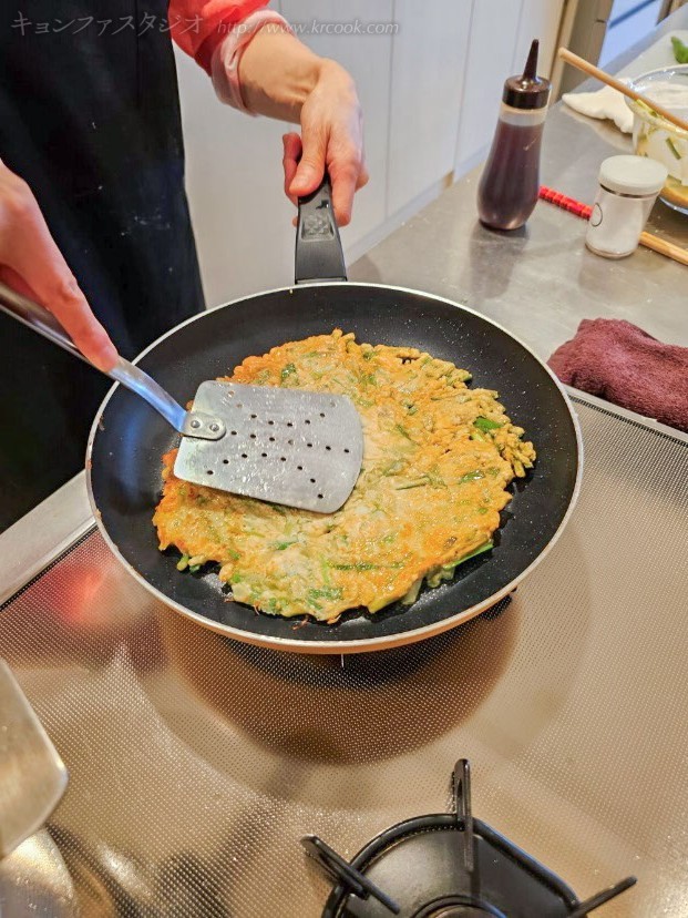 　中までしっかり火を通します。